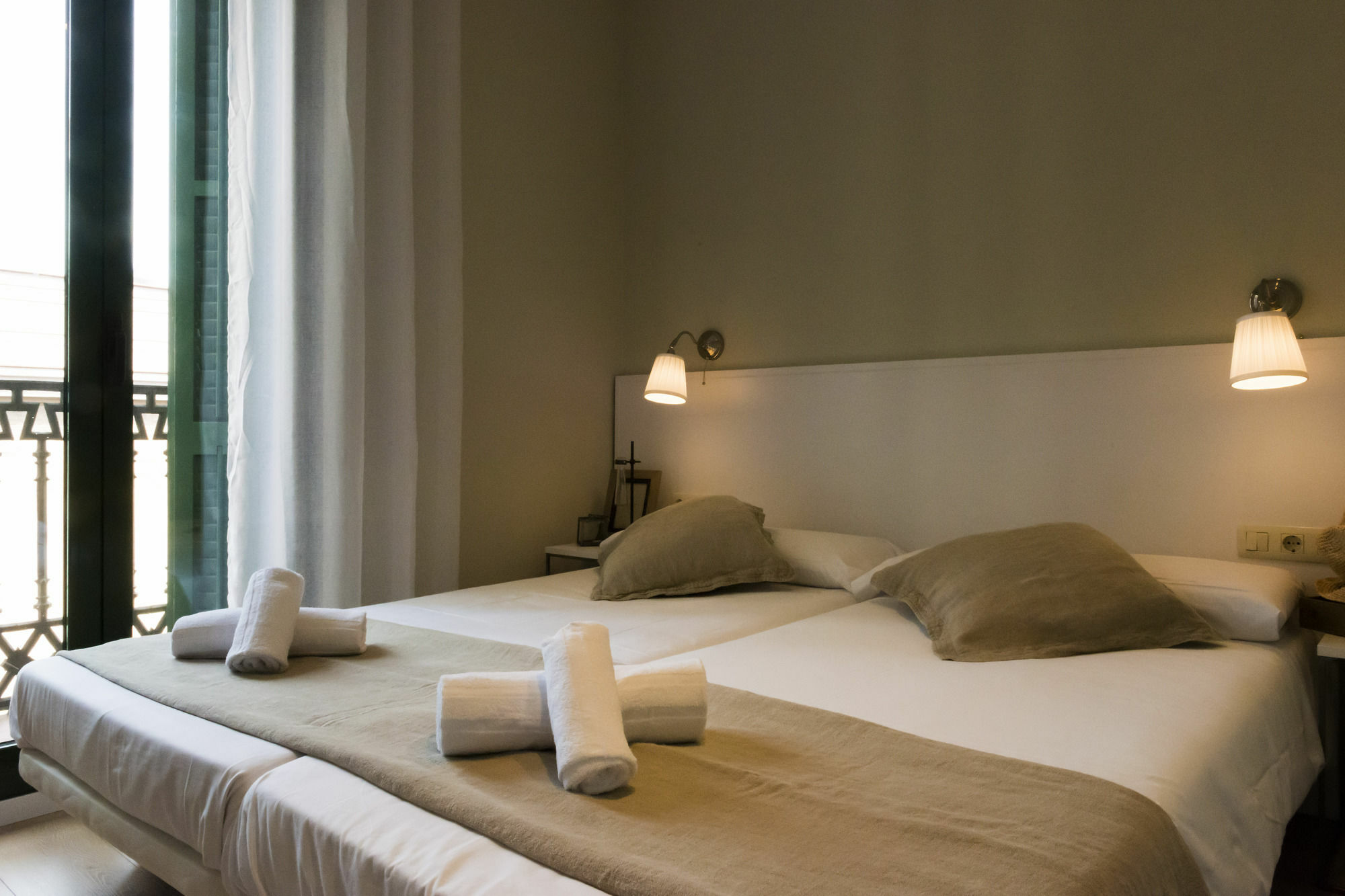 Four Petals Boutique Appartement Barcelona